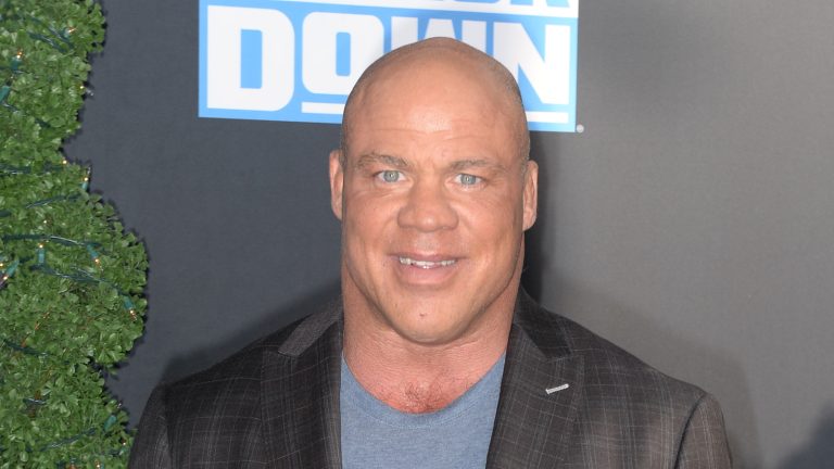 El miembro del Salón de la Fama de la WWE Kurt Angle dice que esta