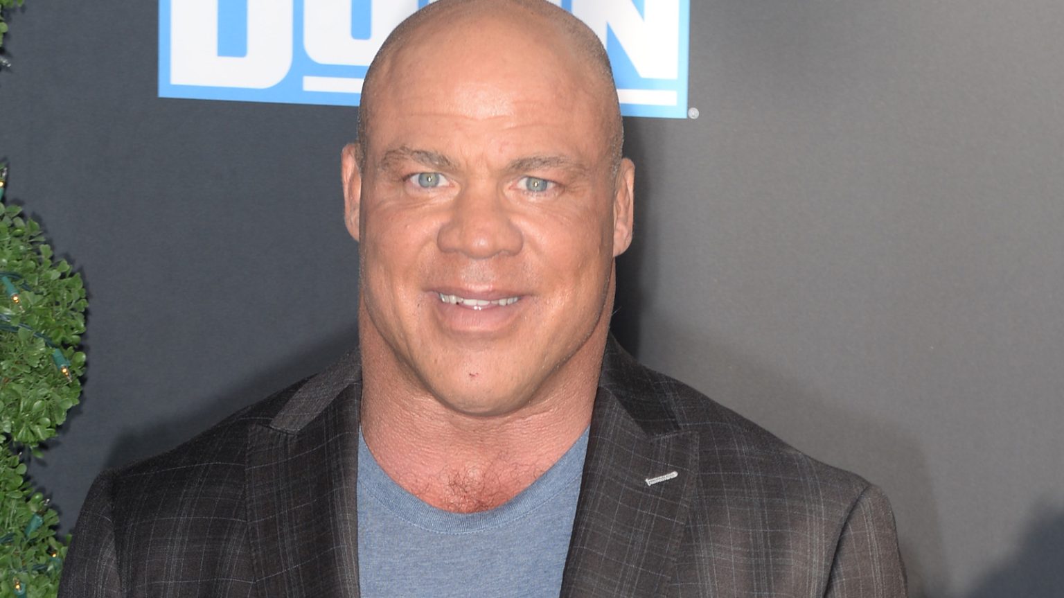 El miembro del Salón de la Fama de la WWE Kurt Angle habla sobre cómo