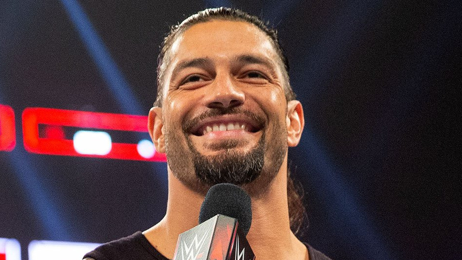El miembro del Salón de la Fama de la WWE cree que Roman Reigns le dio a Kevin Owens 'El recibo' en SmackDown