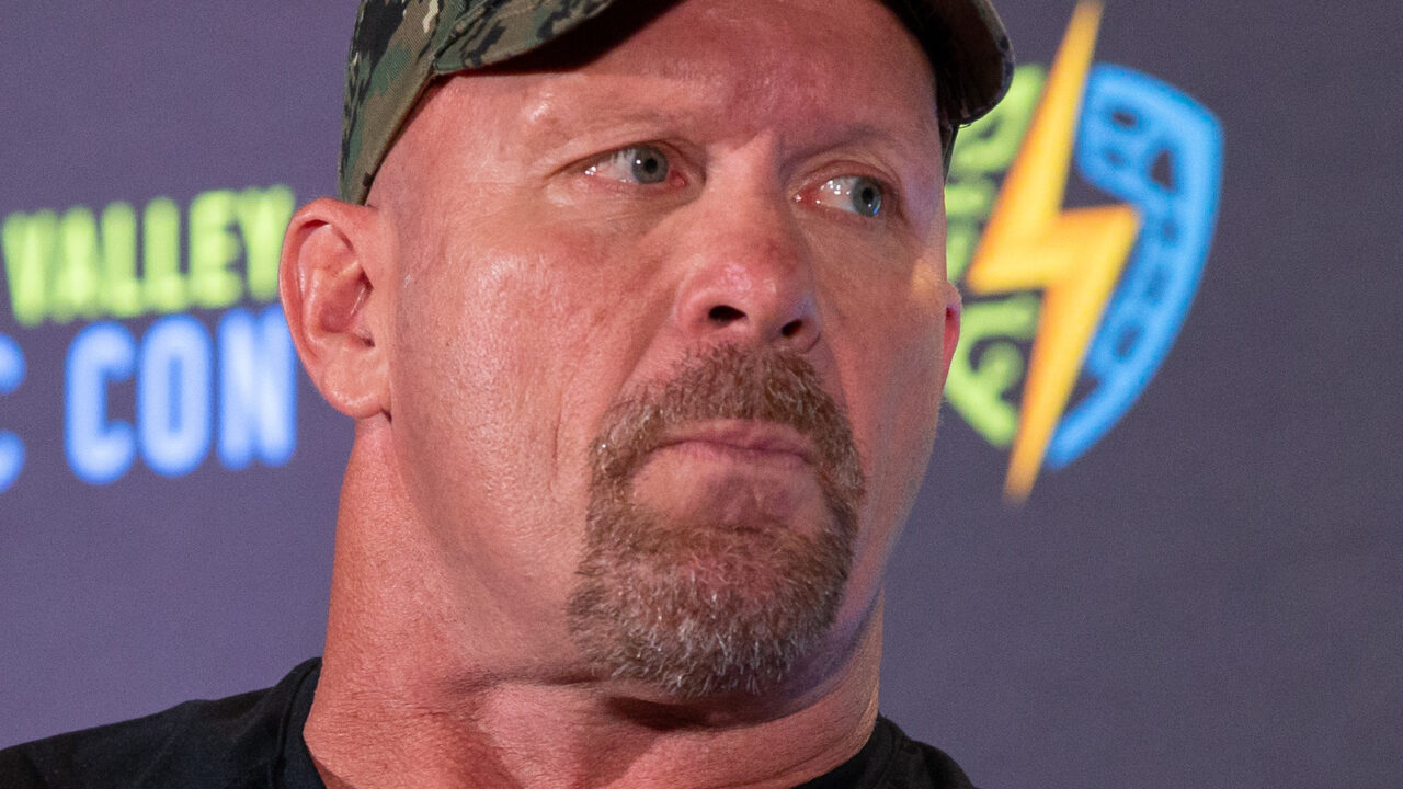El ex jefe de WCW interesado en ver el combate propuesto de Steve Austin WrestleMania
