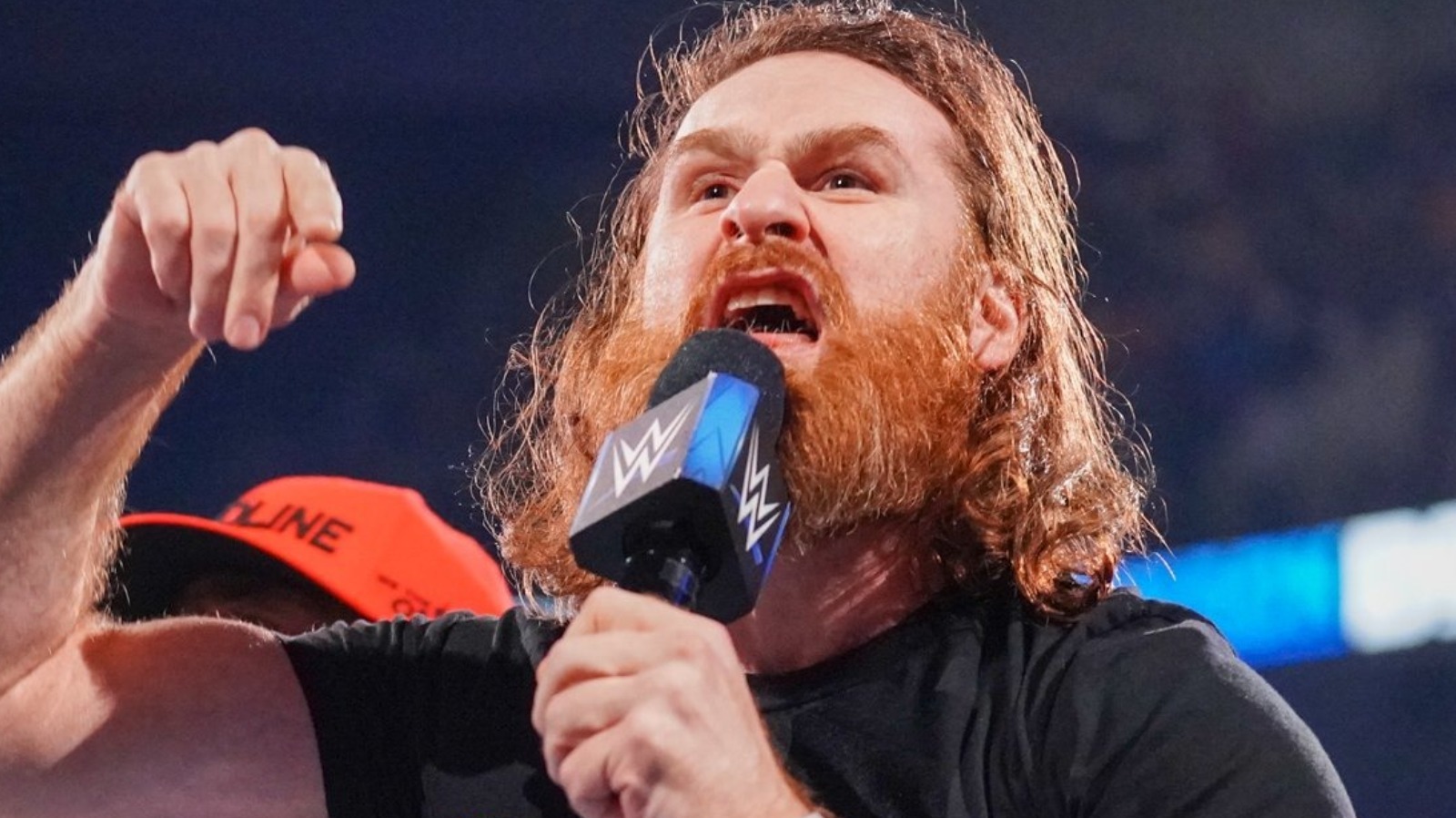 El honorario Uce Sami Zayn lucha contra Kevin Owens, lucha por el campeonato intercontinental de la WWE programada