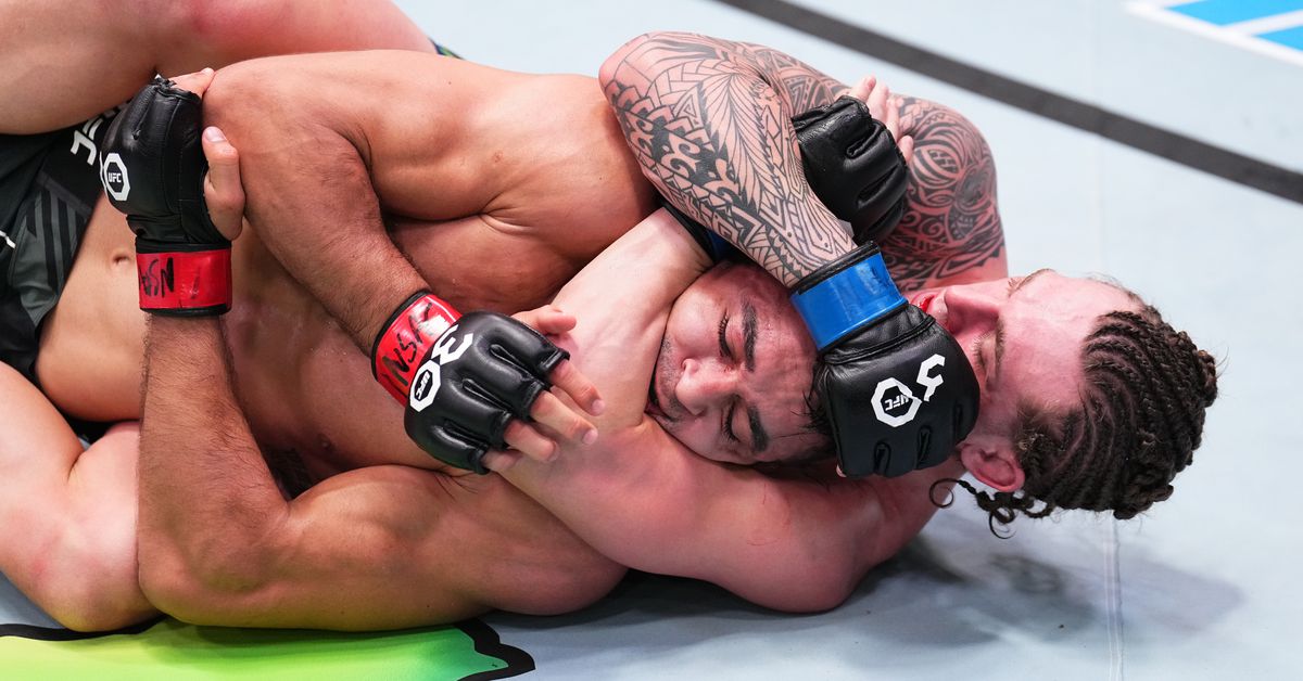 Brendan Allen realiza una sumisión impactante para acabar con Andre Muniz en el evento principal de UFC Vegas 70