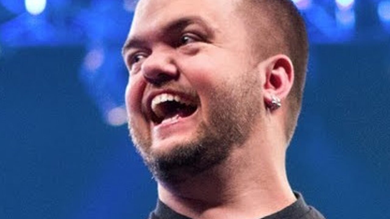 Hornswoggle nombra su mejor lucha en la WWE