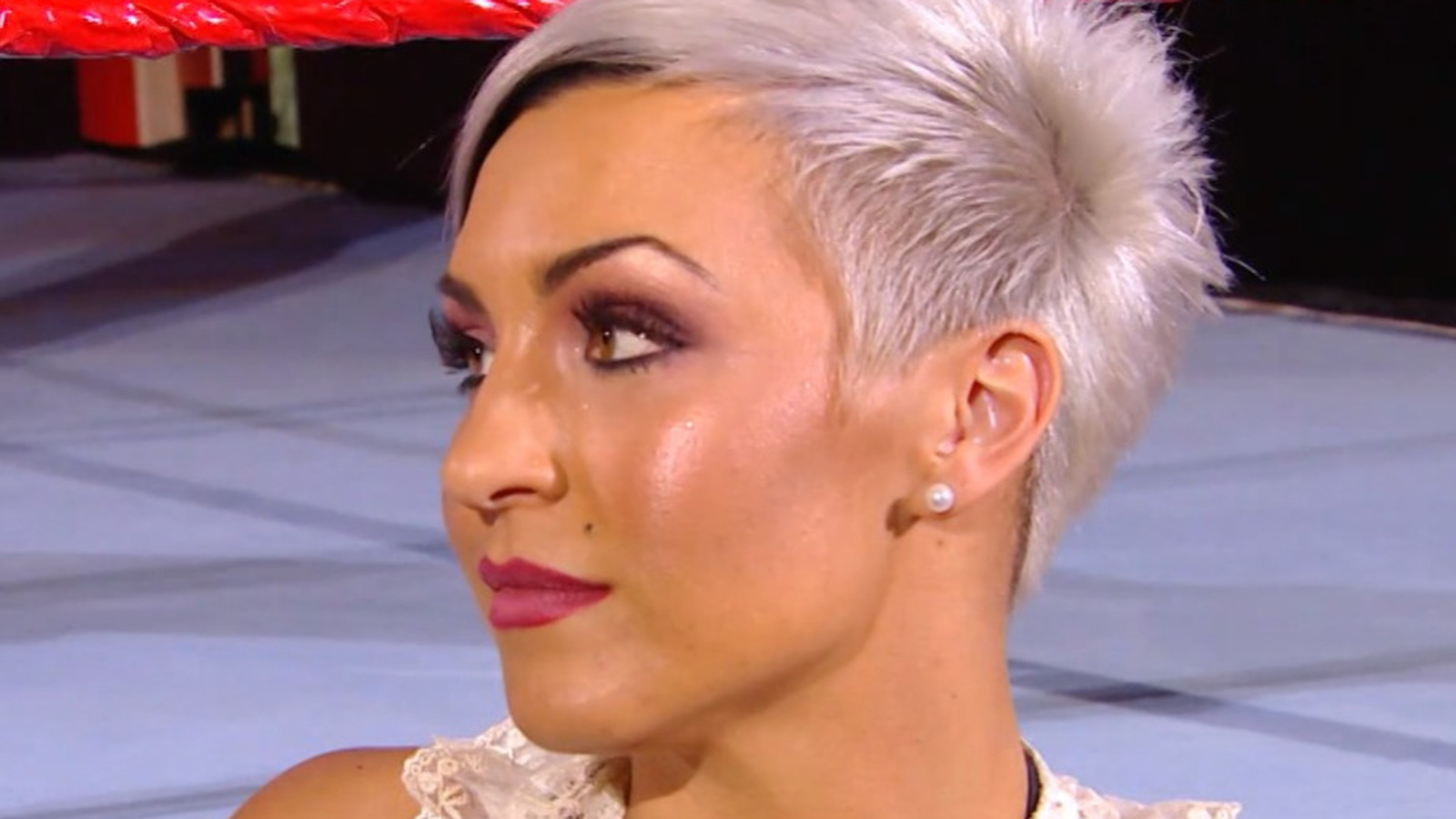 Lady Frost se niega a disculparse por su debut en la WWE