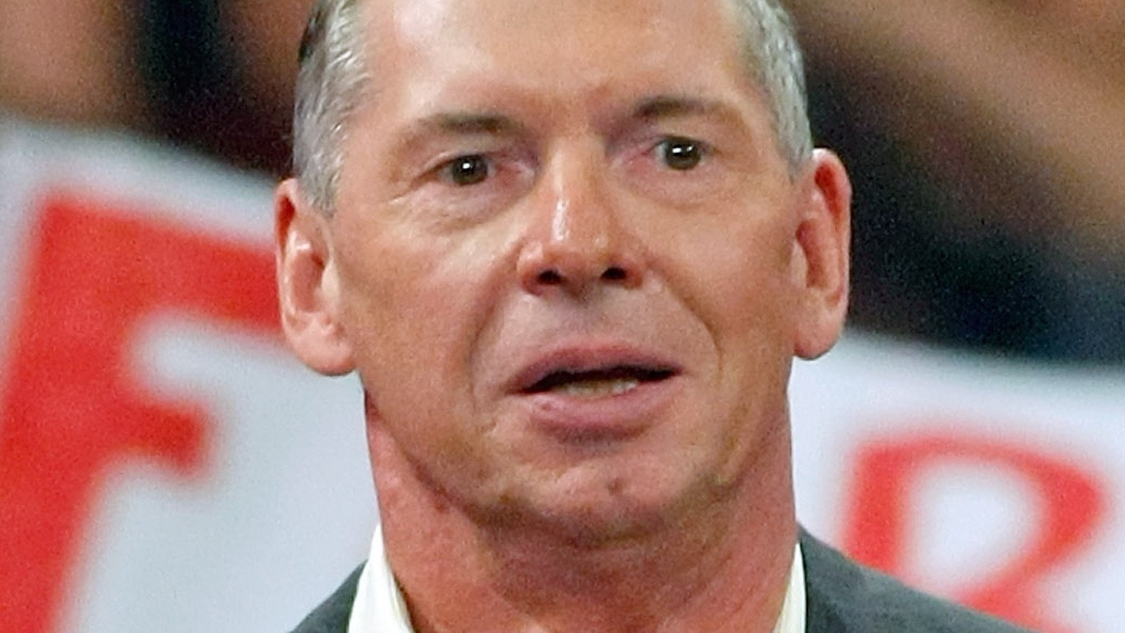 Nick Khan aborda si Vince McMahon se alejaría de la WWE para aumentar el valor de venta