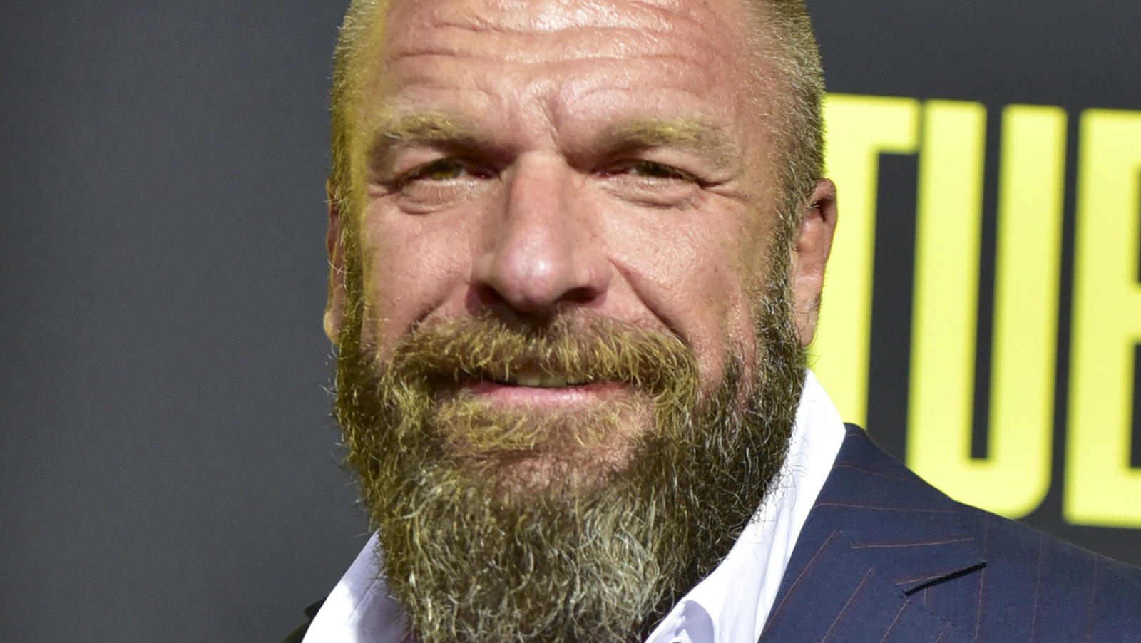 Triple H dice que pudo 'sentir' a Pat Patterson durante la Cámara de Eliminación de la WWE