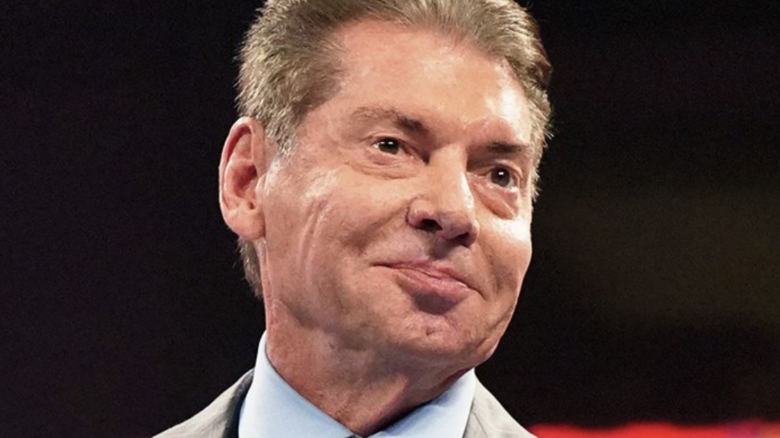 Detalles tras bambalinas sobre la reacción en el vestuario a la aparición de Vince McMahon en WWE Raw