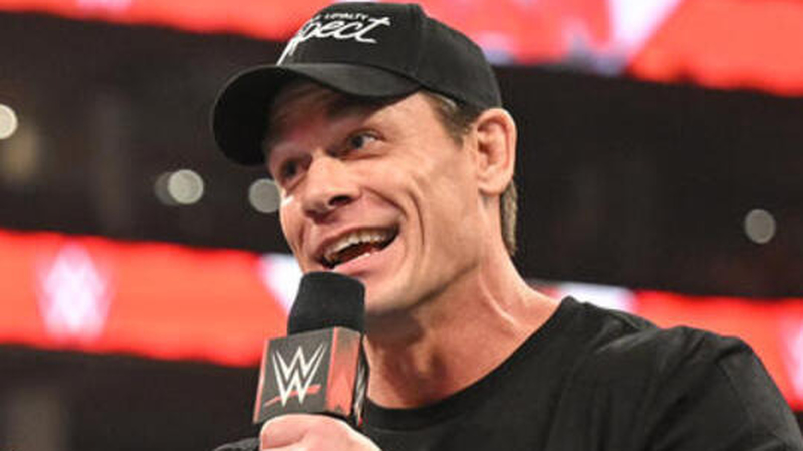 John Cena amplía sus emociones al regresar a Raw para la confrontación de la teoría de Austin