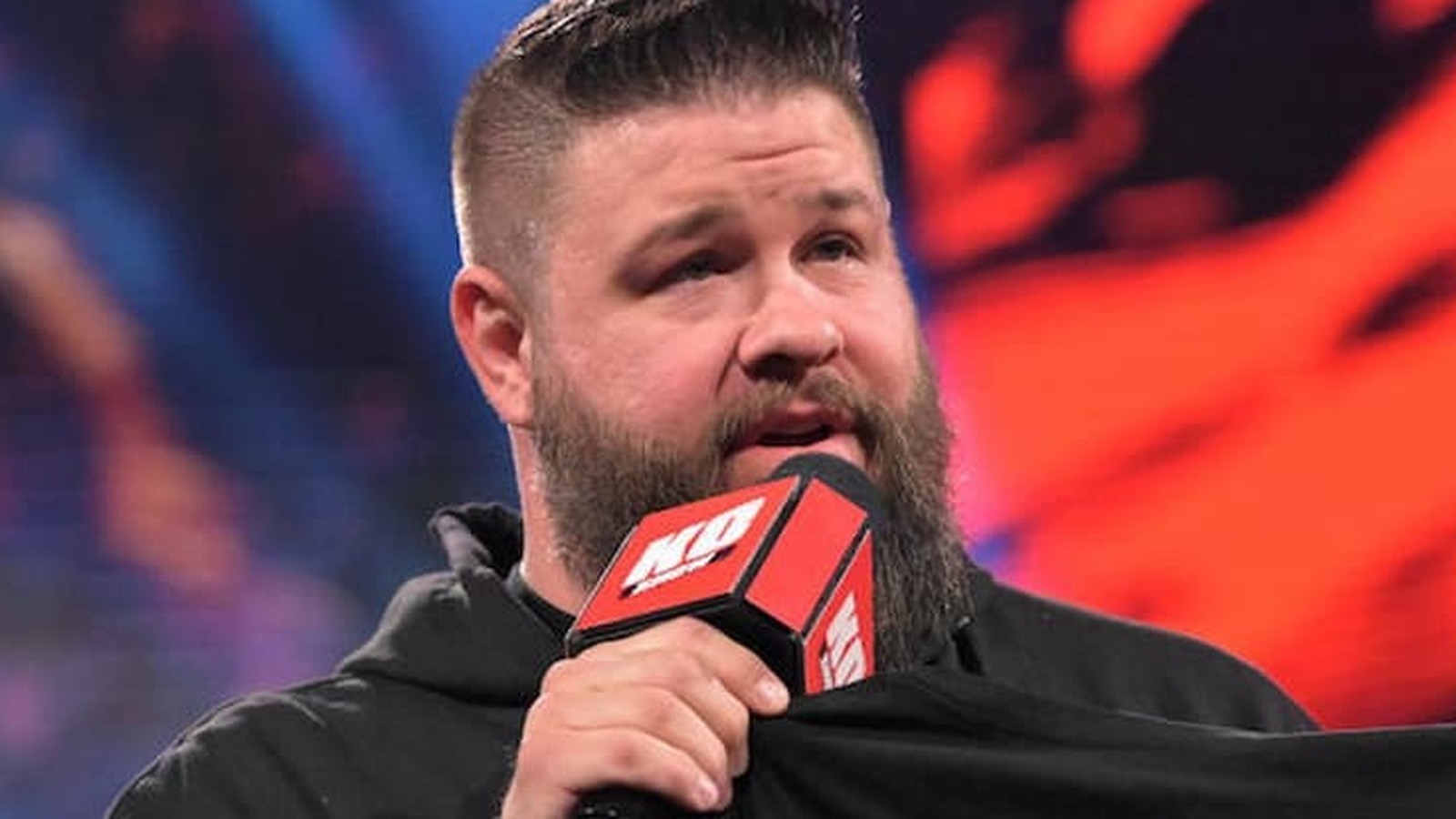 Los índices de audiencia de WWE Smackdown bajan ligeramente a medida que aumenta la locura de marzo