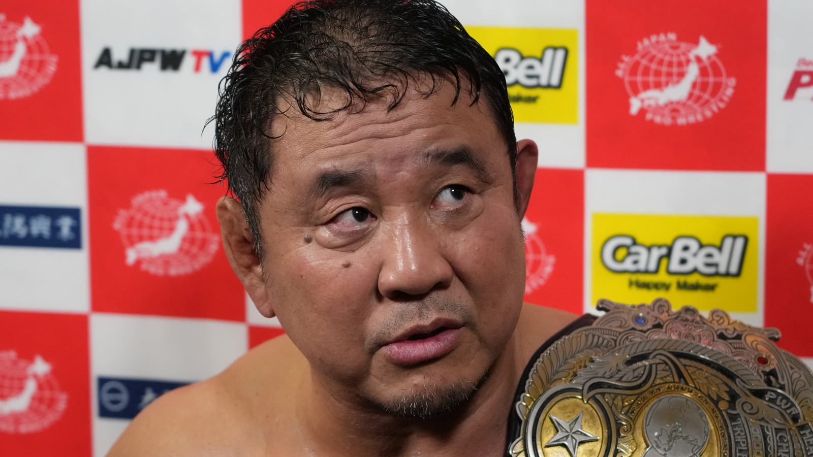 Yuji Nagata analiza sus lesiones antes de la lucha por el título de AJPW