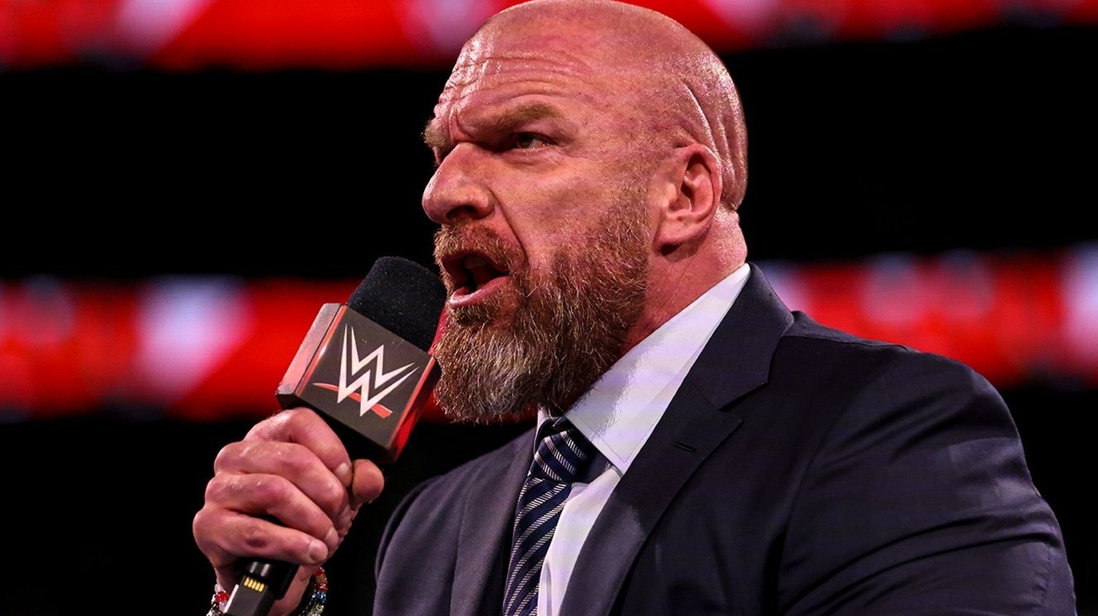 'Higher Ups' en WWE es optimista de que la versión del producto de Triple H regresará en SmackDown de esta noche