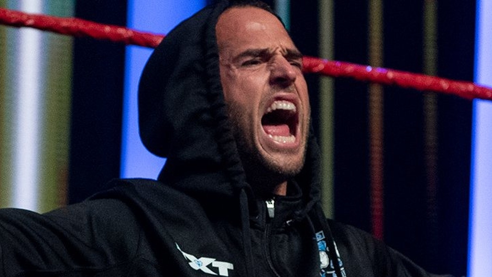 Roderick Strong hace un impactante debut en AEW en Dynamite