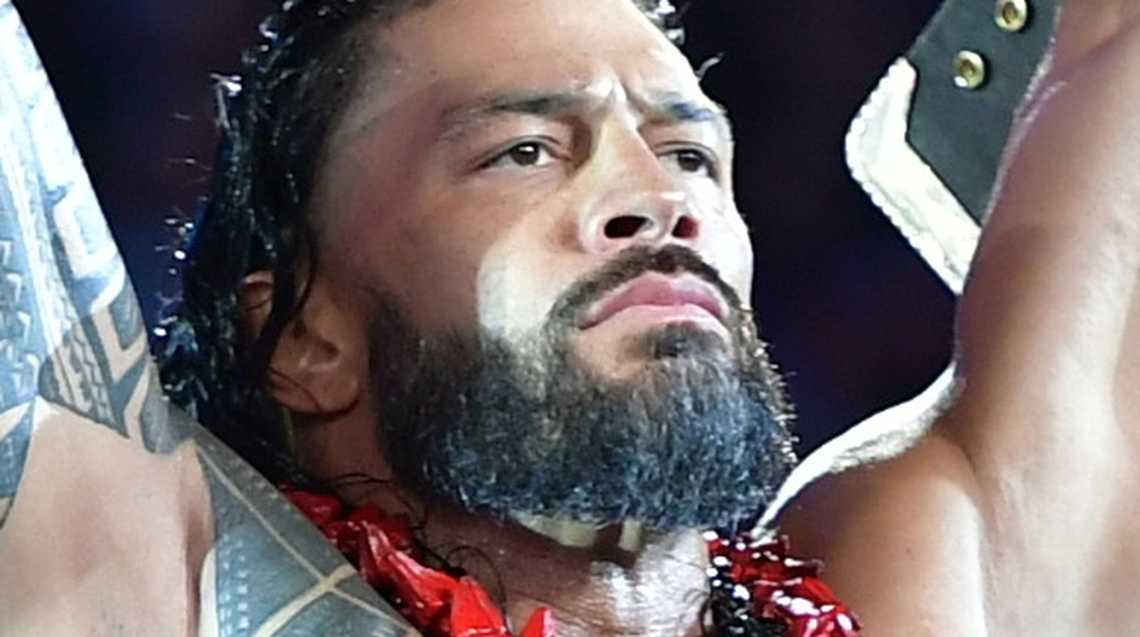 Roman Reigns a aquellos molestos por su victoria en WrestleMania 39: 'La vida no es justa'