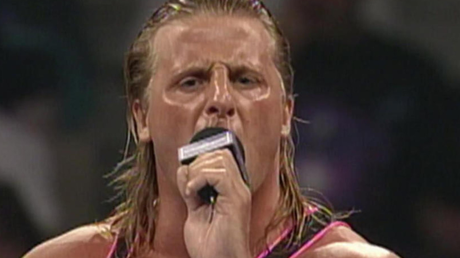 Tony Chimel recuerda la escena detrás del escenario en WWE cuando Owen Hart falleció