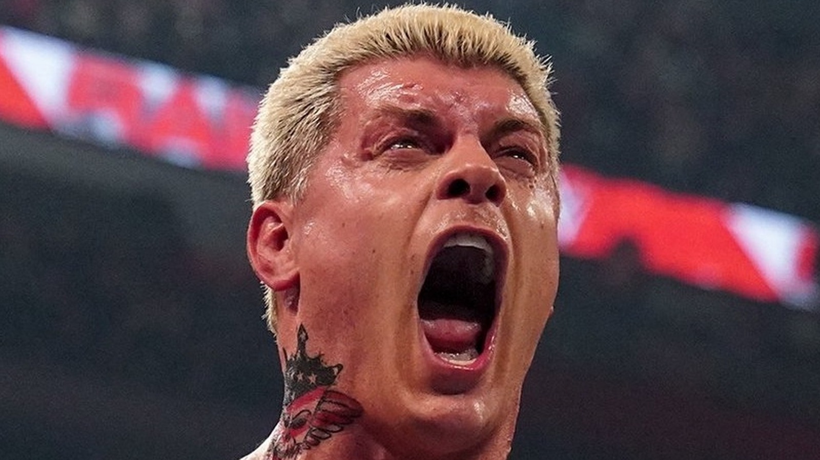 GUNTHER aparece internamente como Top WWE Raw Heel, Cody Rhodes como Top Babyface