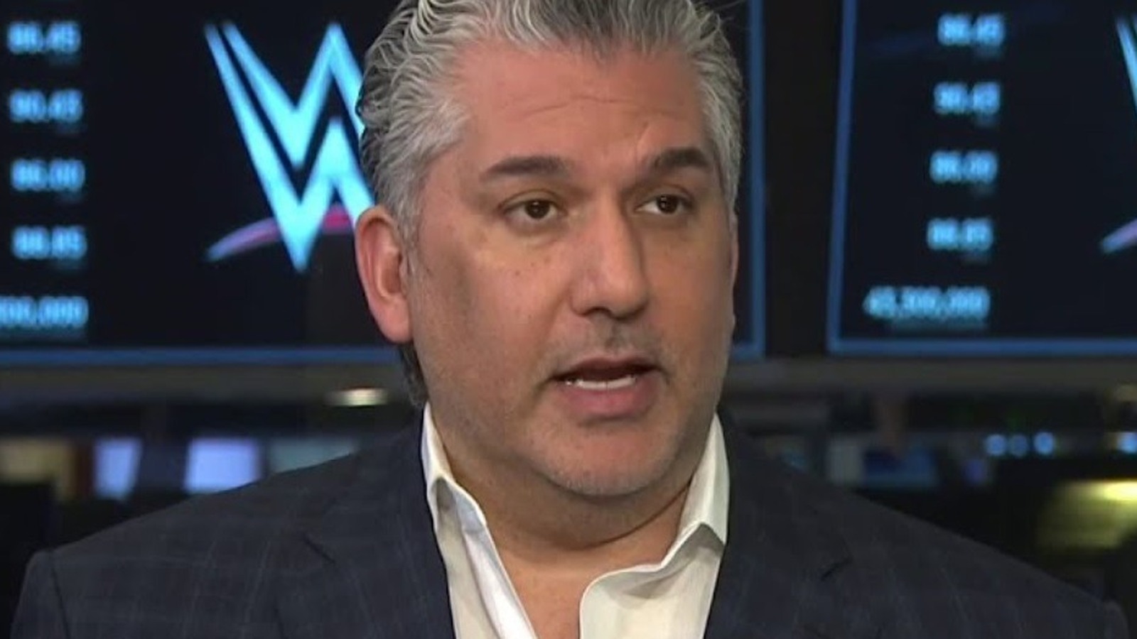 Nick Khan dice que WWE SmackDown podría cambiar las noches nuevamente si deja Fox
