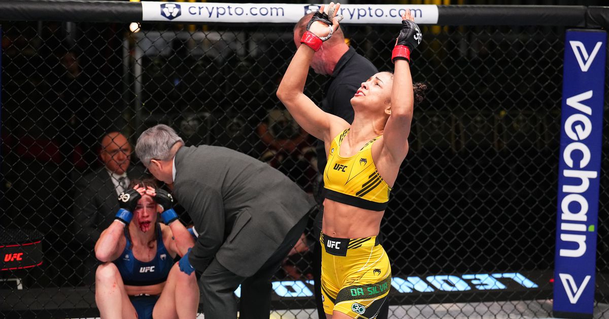 Video de UFC Vegas 73: Natalia Silva golpea, remata sangrientamente a Victoria Leonardo con patada en la cabeza