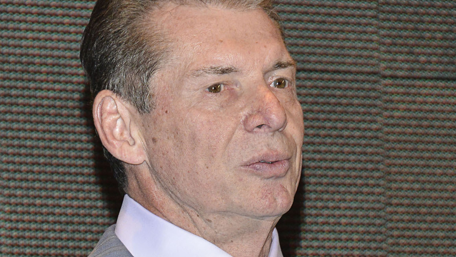 Vince McMahon pagará $ 1.65 millones por los honorarios de los abogados en la demanda de los accionistas de la WWE.