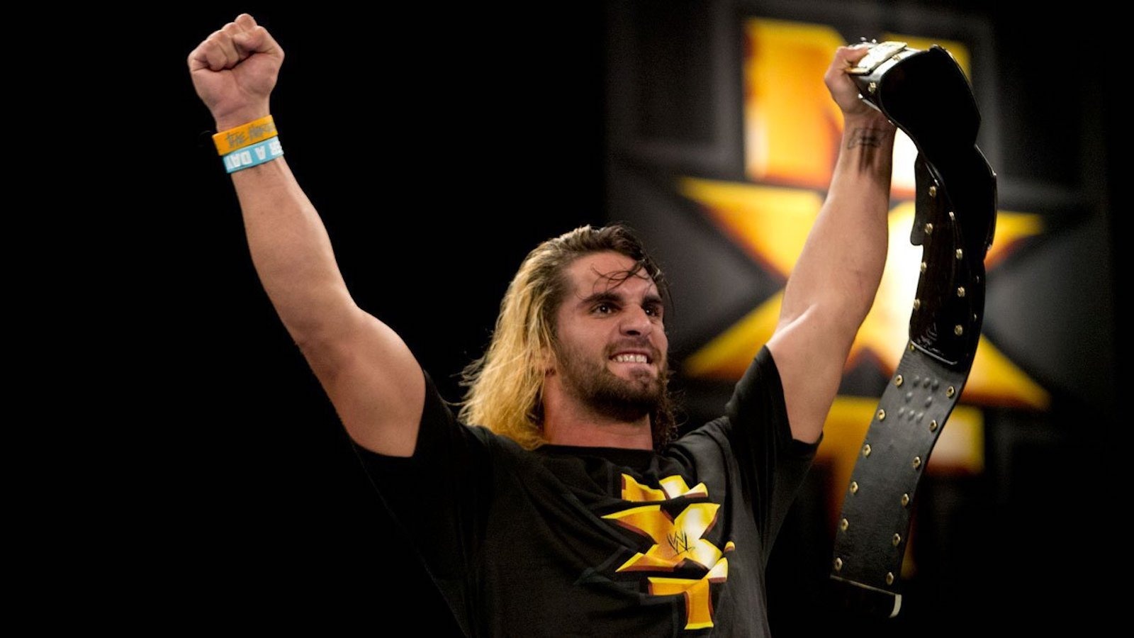 Lo que Seth Rollins espera lograr al llevar el título mundial de peso pesado a WWE NXT