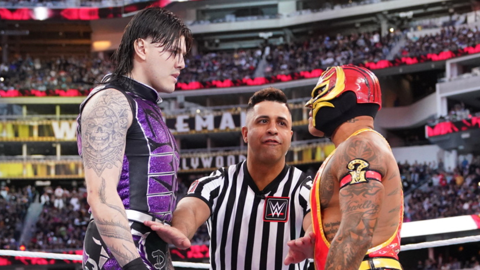 WWE anuncia la primera pelea callejera del Día del Padre en el próximo evento en vivo