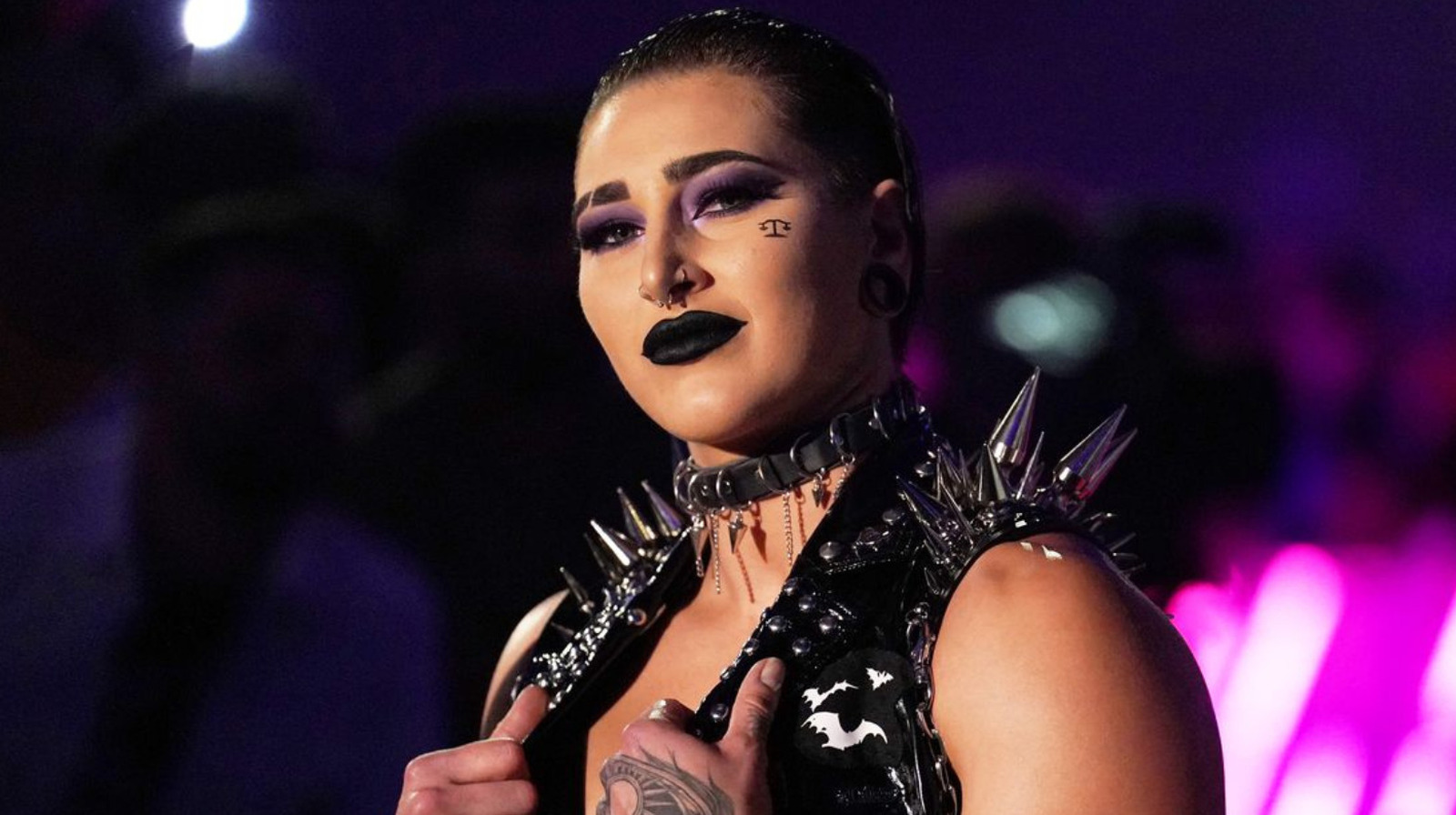 Funcionarios de WWE impresionados por la 'naturaleza arenosa' de la reciente lucha de Rhea Ripley