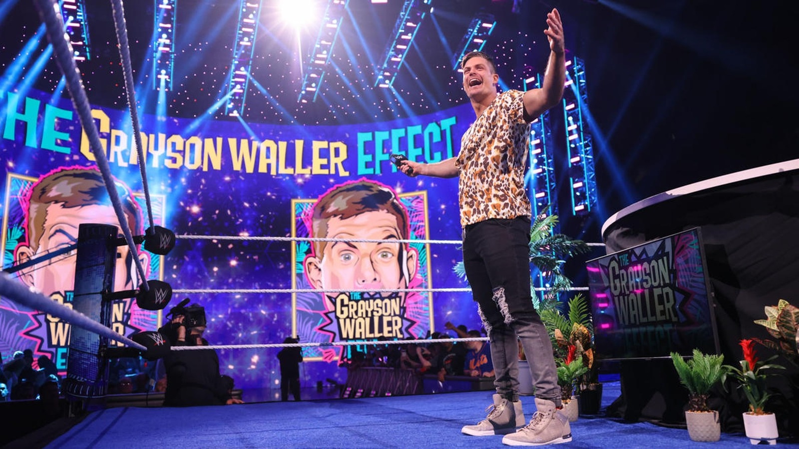 Grayson Waller sobre admirar a las personas que ahora son sus enemigos en WWE SmackDown