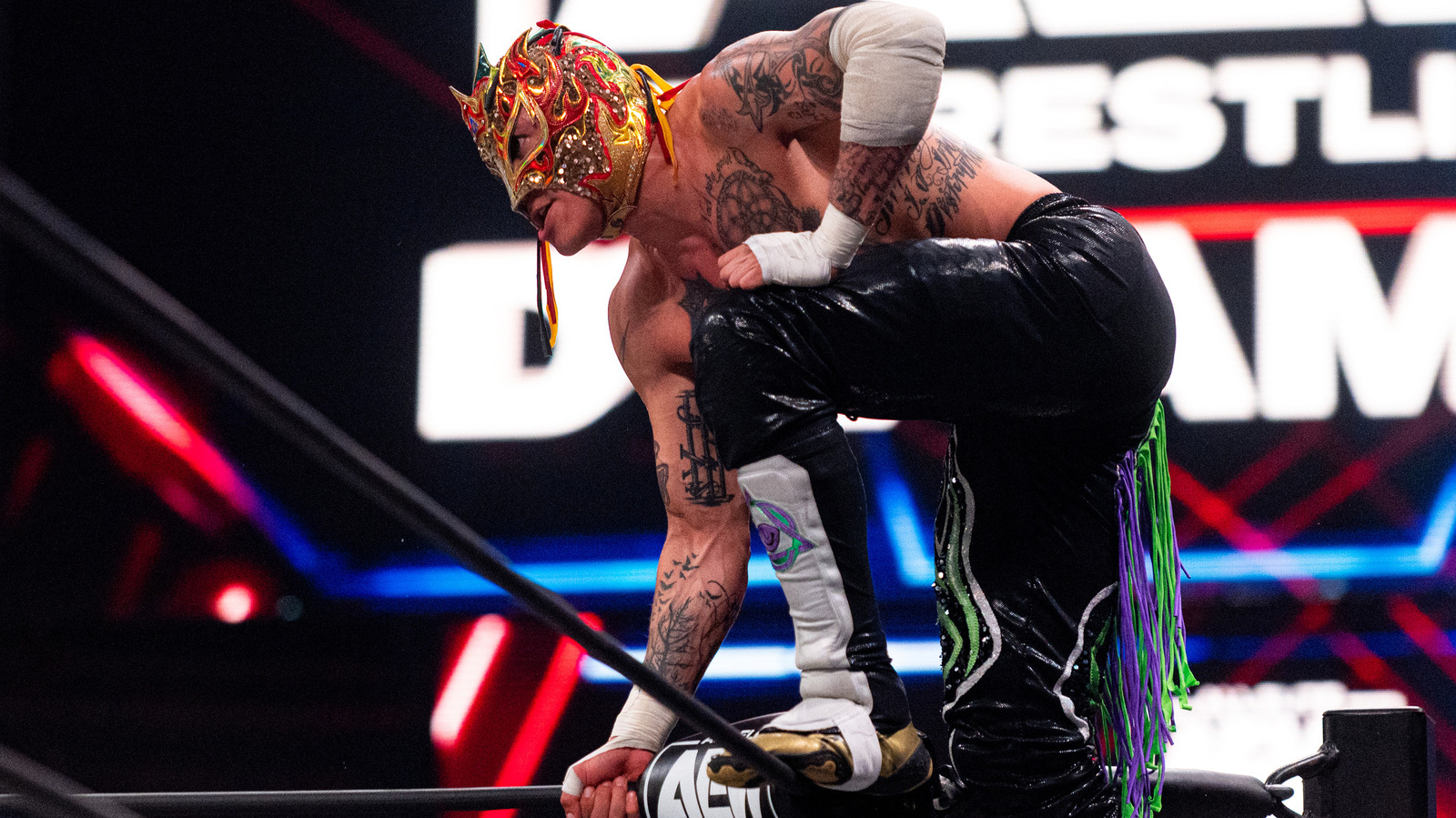 Rey Fenix ​​agradece a AAA al anunciar su salida de la promoción de Lucha Libre