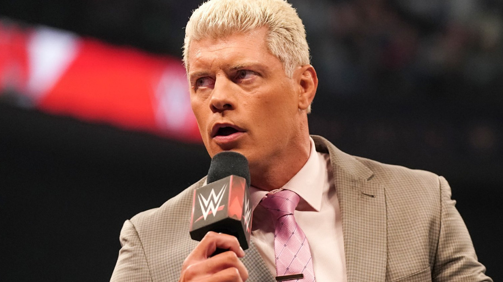 ¿Por qué Bully Ray dice que el Universo WWE está emocionalmente invertido 9/10 en Babyface Cody Rhodes?