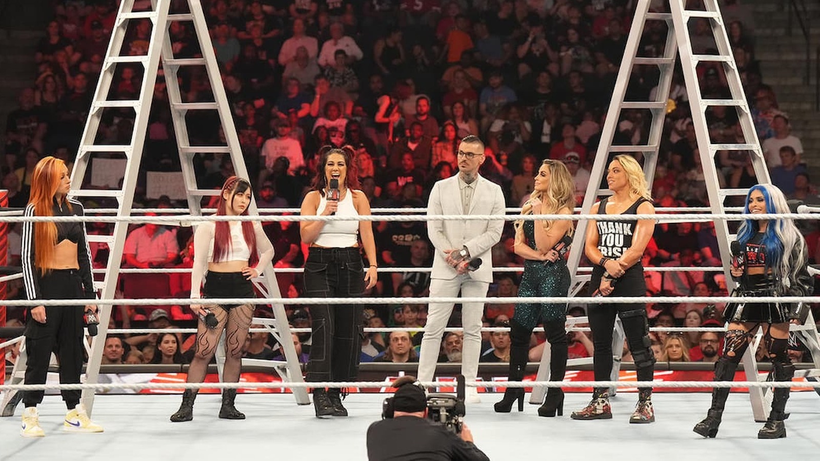 ¿Por qué Tommy Dreamer no puede elegir un ganador para WWE Money In The Bank Women's Ladder Match?