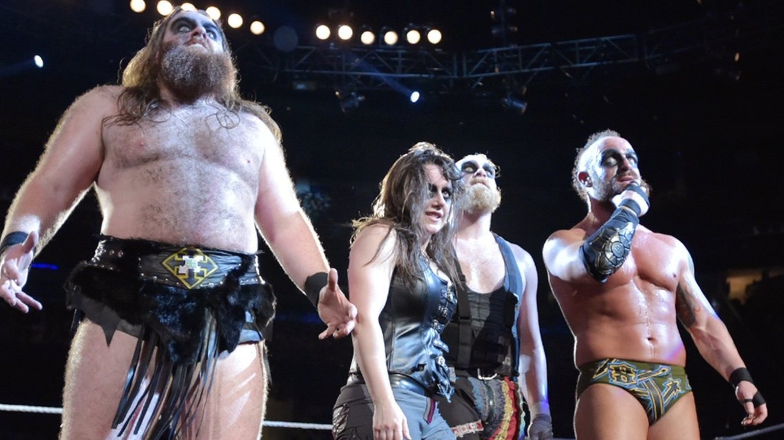 Alexander Wolfe revela los planes no realizados que WWE tenía para reformar Sanity