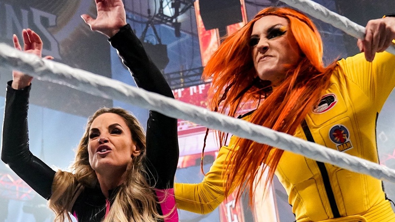Becky Lynch explica su animosidad con la miembro del Salón de la Fama de la WWE Trish Stratus