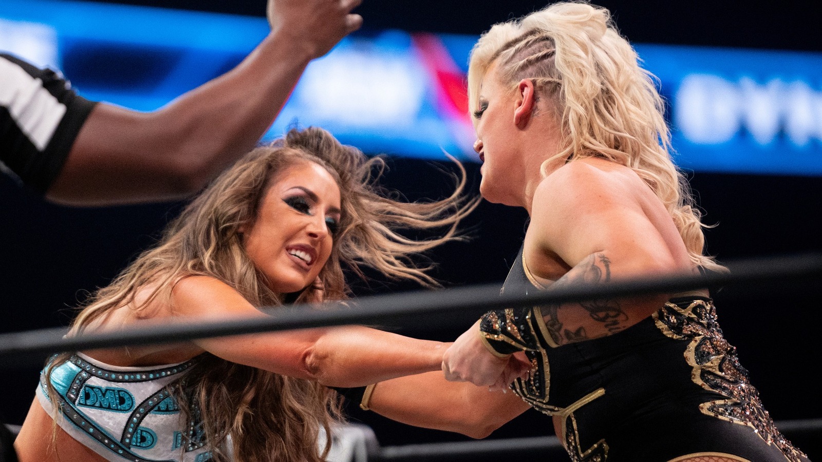Britt Baker se sorprendió por la reacción negativa al AEW Dynamite Match vs.  Taya Valquiria