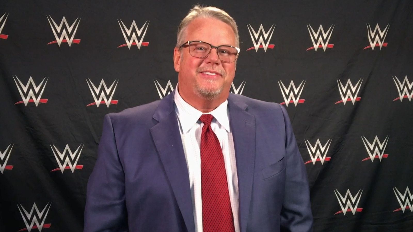 Bruce Prichard señala a WWE Alum como 'catalizador' en romper la barrera del tamaño en la lucha libre