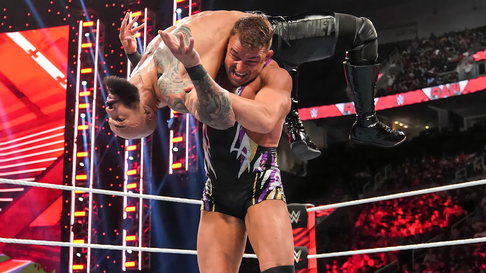 Chad Gable se convierte en el contendiente número 1 por el título intercontinental de WWE en WWE Raw