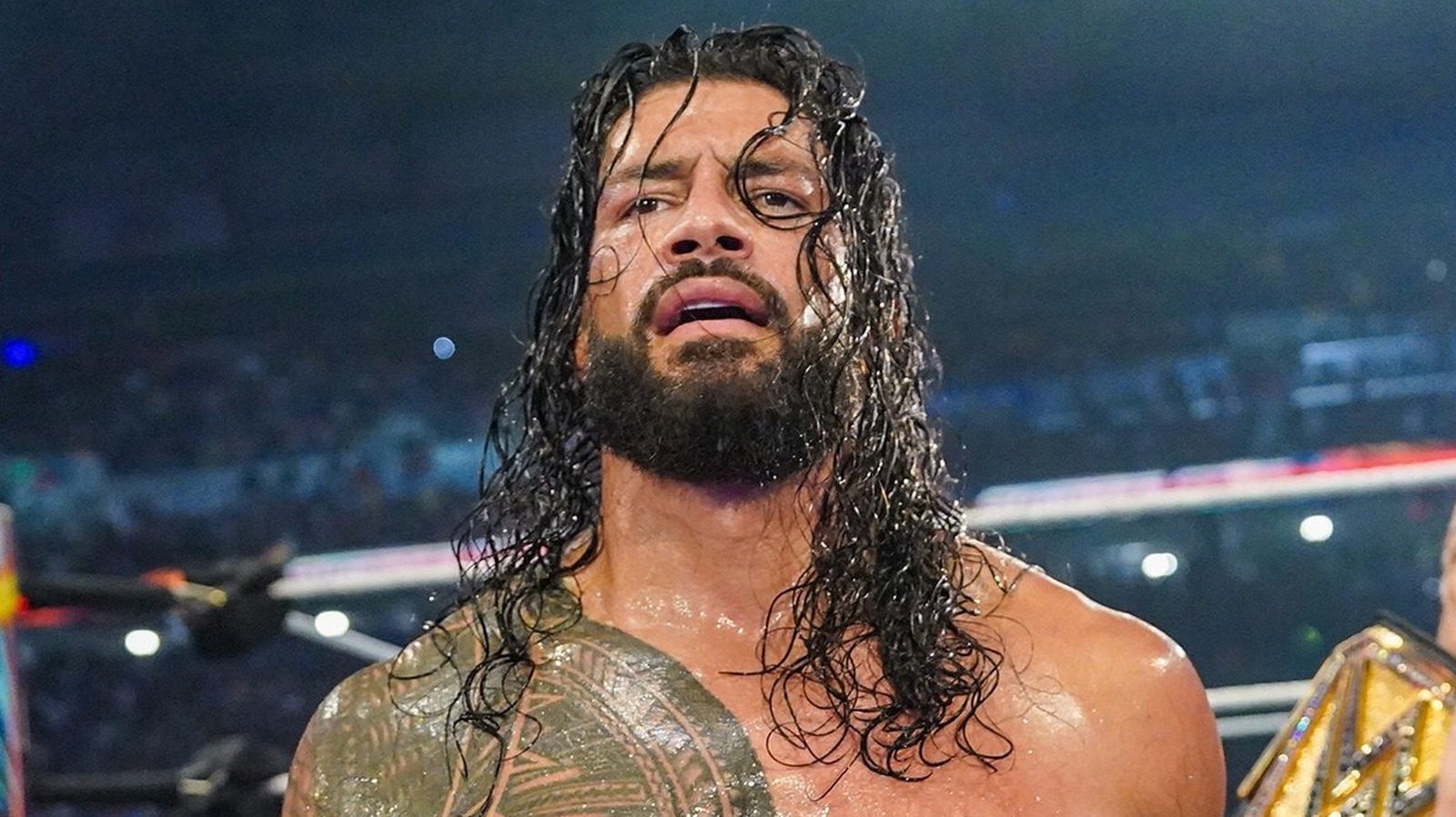 Detalles sobre la lesión reportada de Roman Reigns en WWE SummerSlam 2023