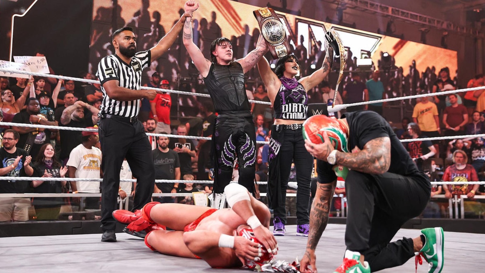 Dominik Mysterio y Rhea Ripley enojados después de lo que sucedió en WWE NXT de esta semana