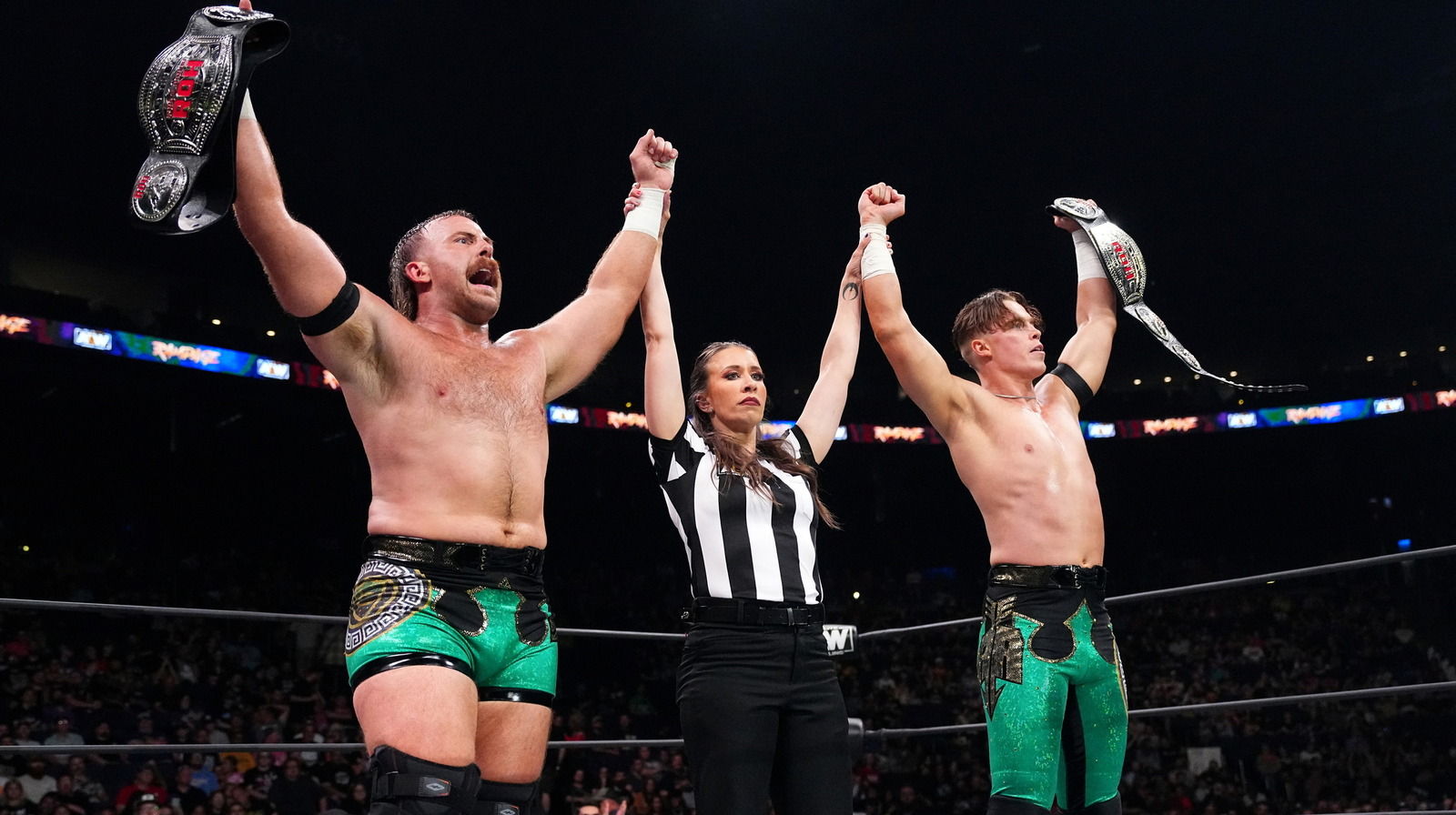 El Abierto de Australia retiene los títulos en parejas de ROH contra los Hardys en AEW Dynamite