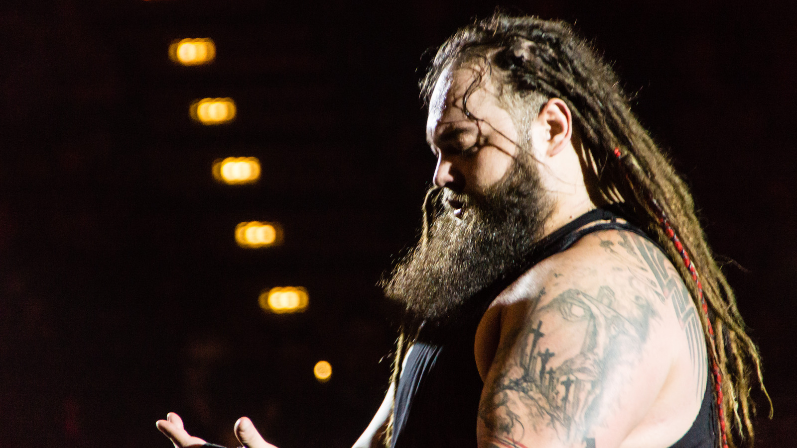 La estrella de la WWE Bayley recuerda al 'irremplazable' Windham Rotunda, también conocido como Bray Wyatt