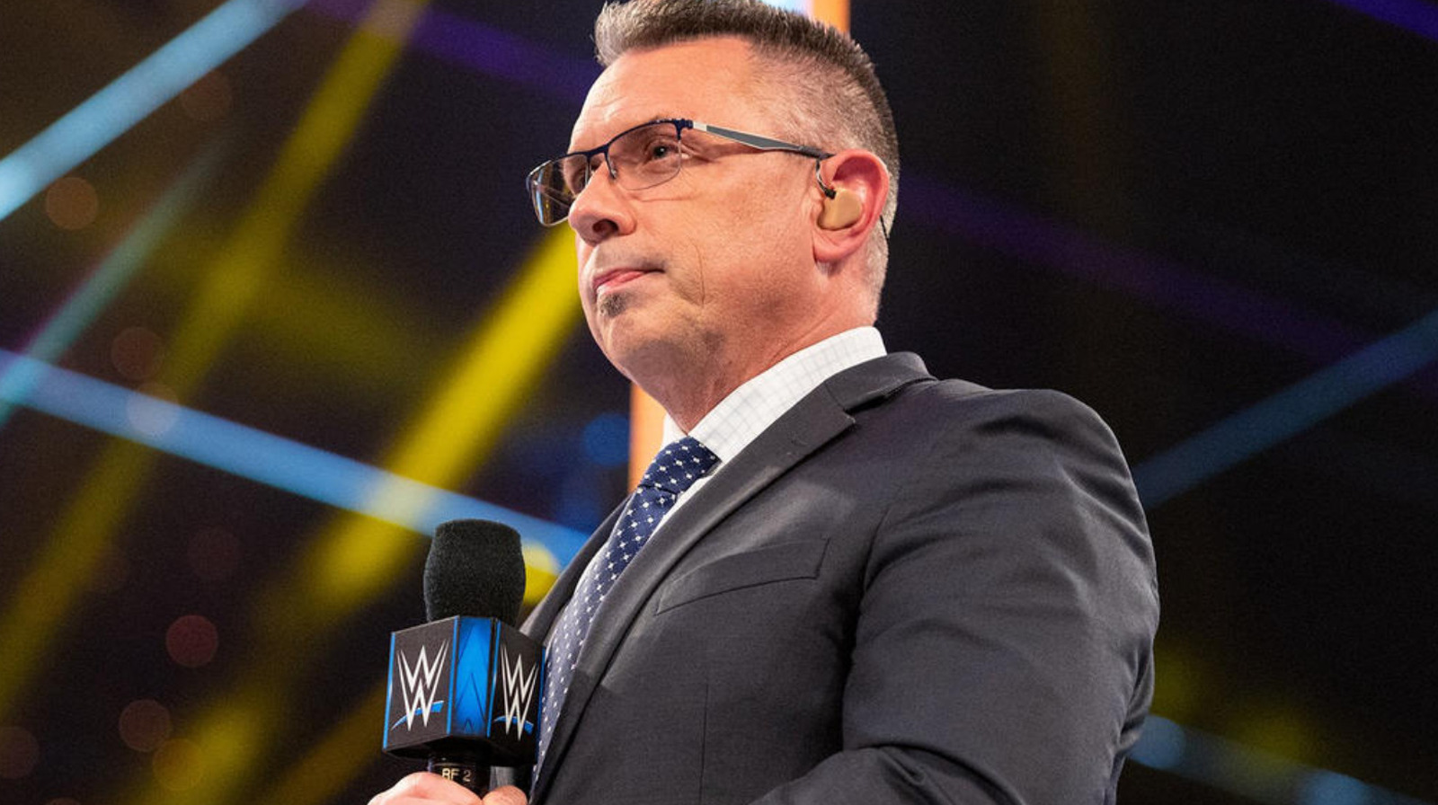 Noticias tras bambalinas sobre por qué WWE hizo cambios en Raw y SmackDown para anunciar equipos