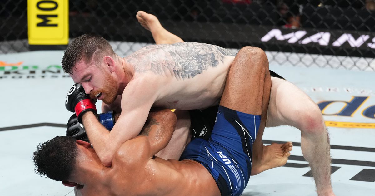 Resultados de UFC Nashville: Cory Sandhagen derrota a Rob Font para blanquear la tarjeta de puntuación