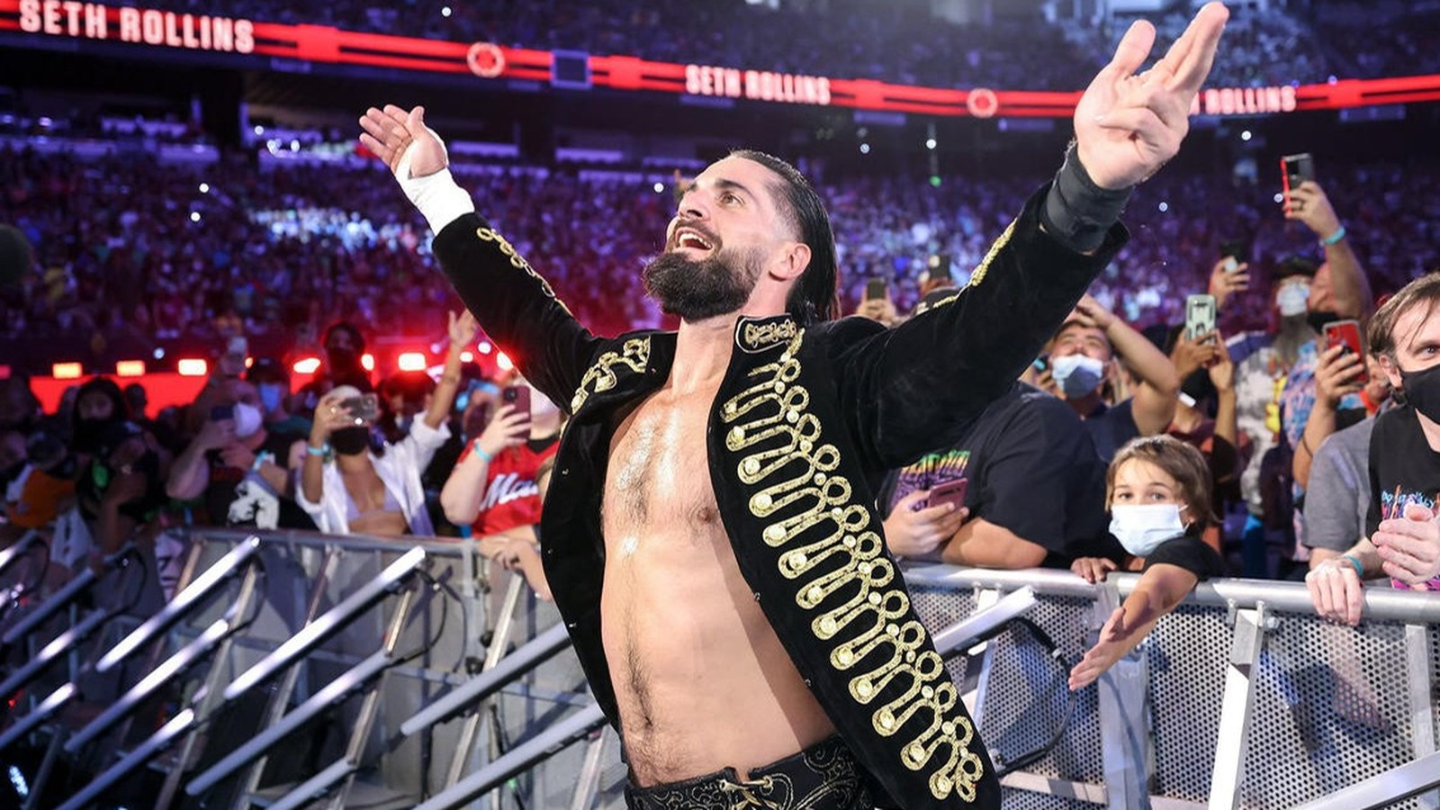 Rhodes, Rollins y otros considerados los principales vendedores de mercancías de la WWE