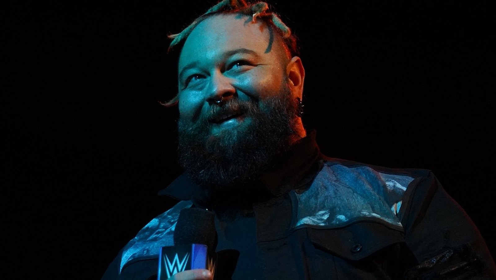 Se informa que Tony Khan permitió que el talento de AEW se saltara la dinamita para asistir a los servicios de Bray Wyatt