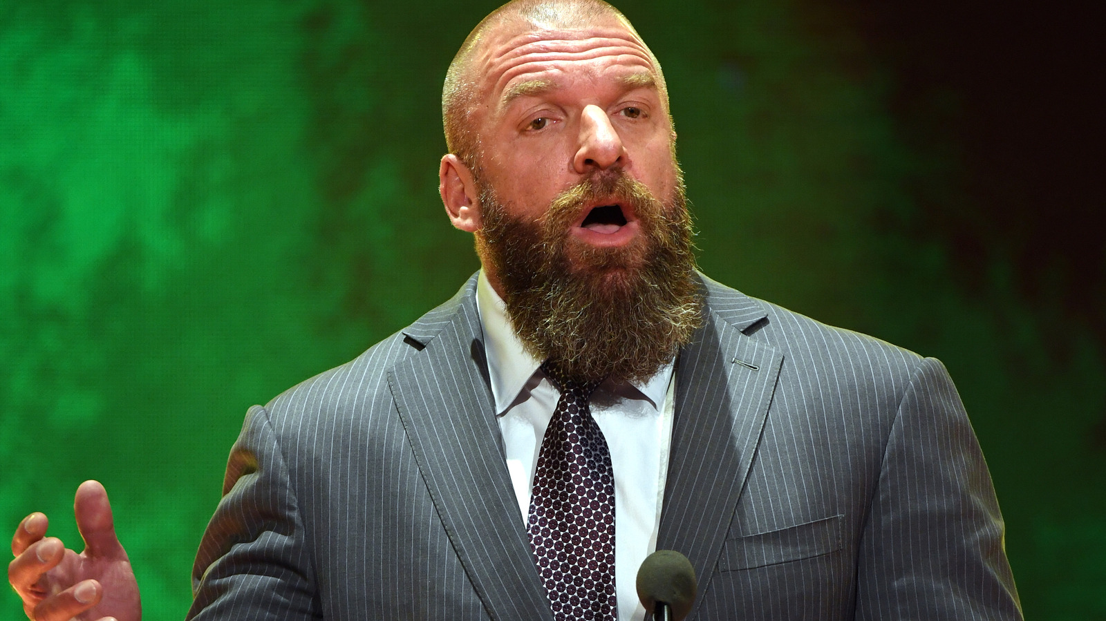 Triple H dice que el talento de la división femenina de WWE recibe la misma cantidad de pensamiento que los hombres