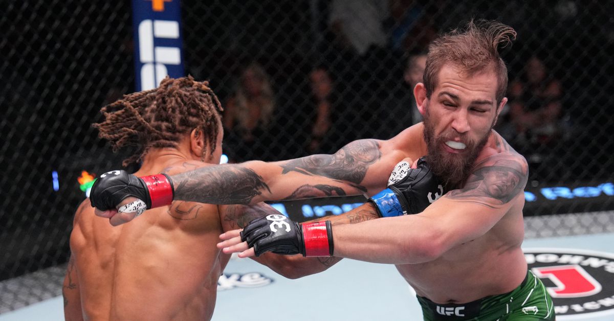 Video de UFC Vegas 78: Marcus McGhee derriba a JP Buys con un nocaut de un solo golpe