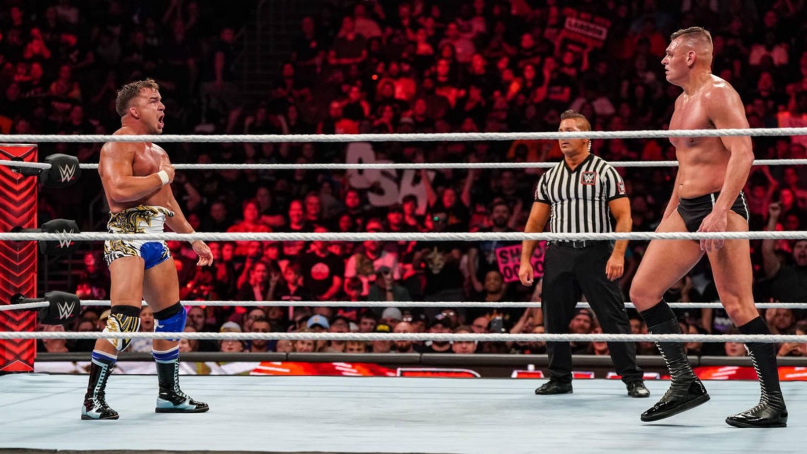 GUNTHER y Chad Gable recibieron una ovación de pie detrás del escenario después del evento principal de WWE Raw