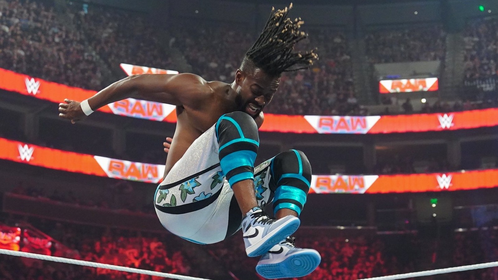 Kofi Kingston elogiado por su cruda actuación por su compañero estrella de la WWE 'claramente parcial'