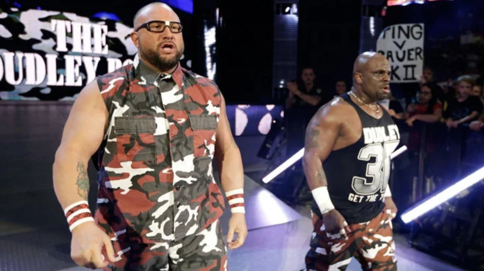 Los Dudley Boyz supuestamente han firmado contratos de leyendas de la WWE