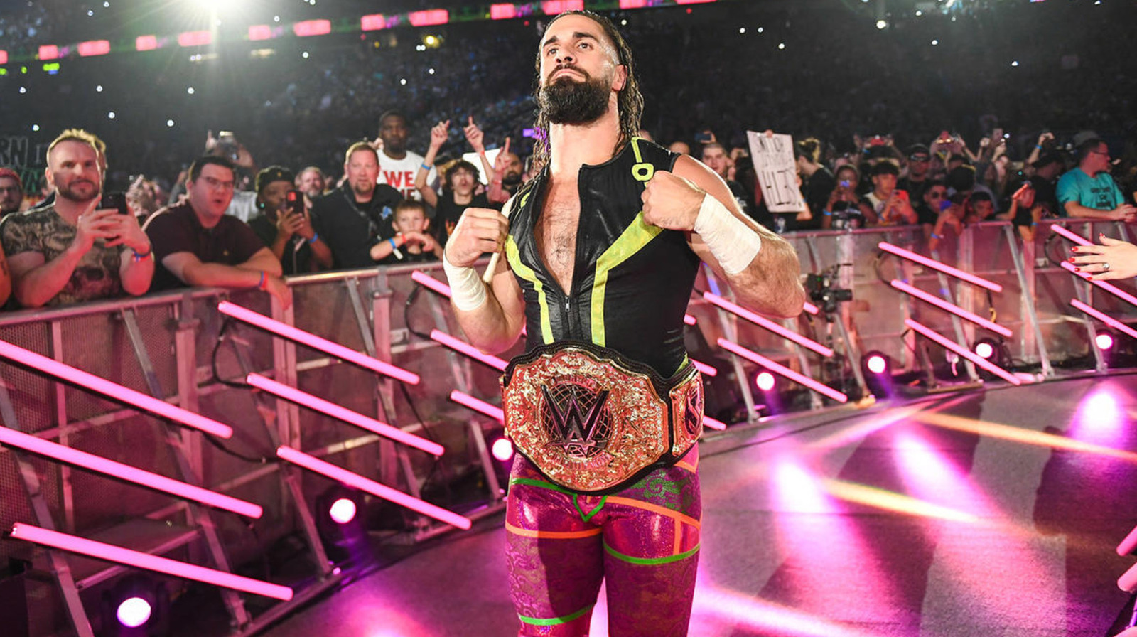 Seth Rollins quiere enfrentarse a Ricochet por el título mundial de peso pesado de la WWE