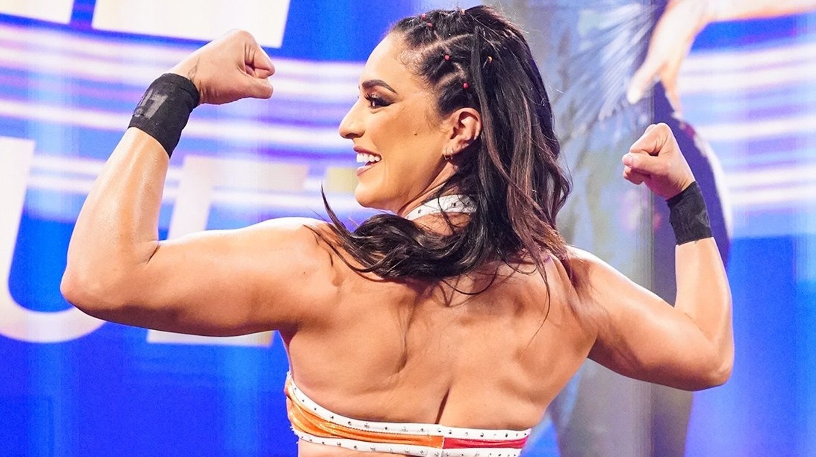 WWE puede hacer que Raquel Rodríguez tenga una cara de bebé más grande al renunciar a la oportunidad por el título de Raw