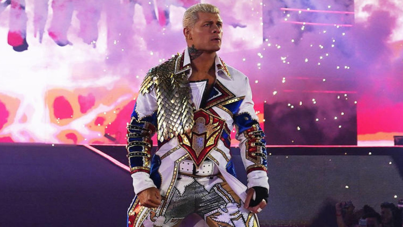 WWE subasta la bata de Cody Rhodes de Night Of Champions para apoyar la cura de Connor